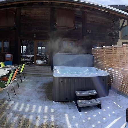 La Grange A Coco Avec Jacuzzi Villa Bourg-Saint-Pierre Exterior photo